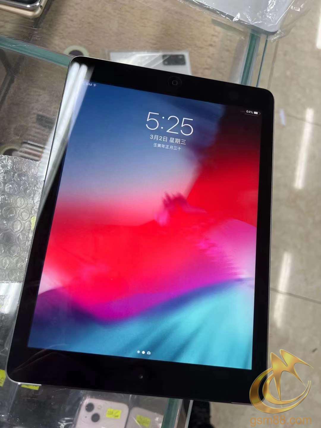 蘋果iPad5 二手原裝不漏氣靚機，愛思過綠